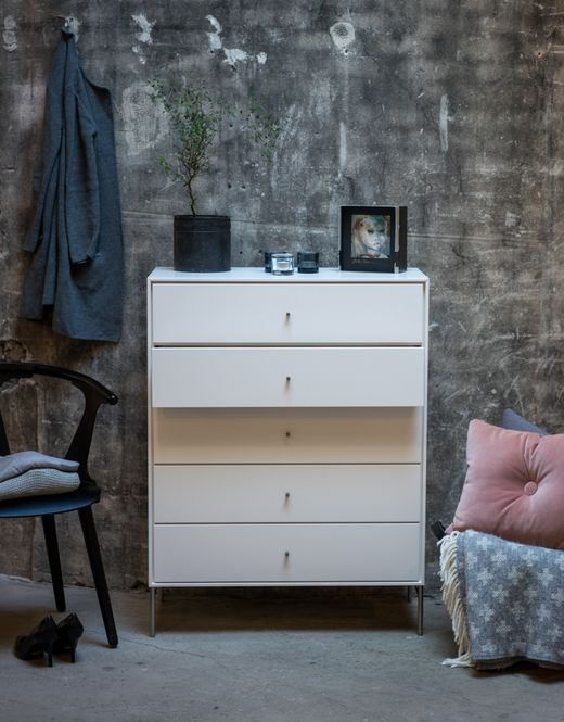 Hovedbilde Mavis Volt kommode med 5 skuffer
